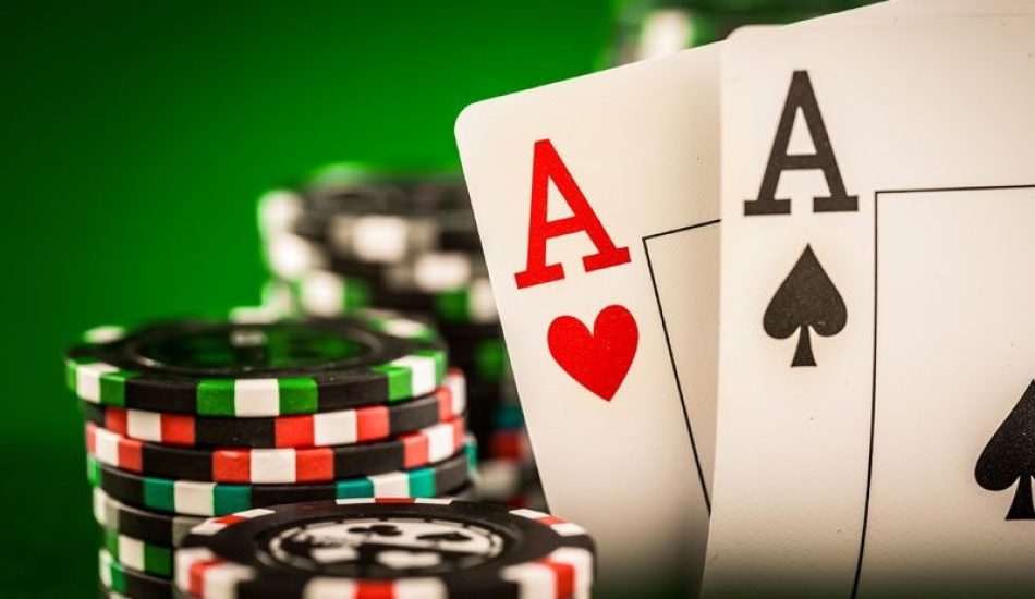 Poker Mescle agressividade com cautela
