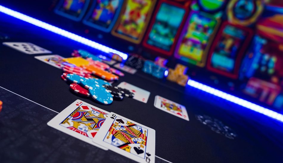 Aprenda a jogar poket queen em cash games-min