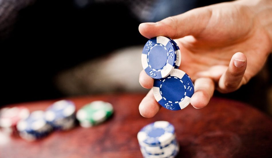 Como consigo comprar fichas para PPPoker