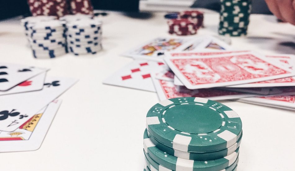 Como melhorar no poker de forma rápida