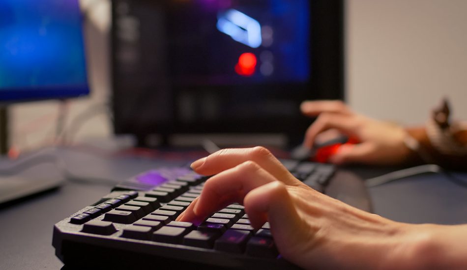 Quantas telas jogar simultaneamente no poker