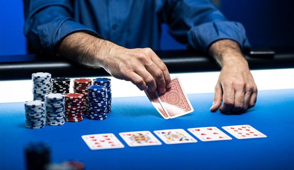 Essas atitudes fazem jogadores perderem dinheiro no poker